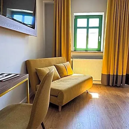 Zaspany Piec 3*